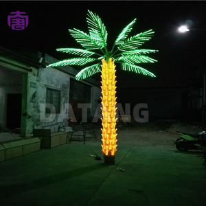 Lámpara LED Premium para Exteriores con Forma de Palmera, Decoración Tropical Elegante para Terraza Junto a la Piscina y Paisajes de Hoteles Costeros en Venta - Product Image 6