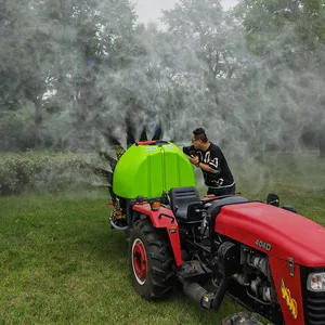 Landwirtschaft liche Nebel Staub tuch Sprüh gerät Ackers chlepper montiert landwirtschaft liche Pumpe Sprüh gerät Nebel gebläse Sprüh maschine