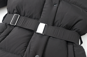 Nuovo Piumino Invernale da Donna con Cappuccio, Giacca di Lusso Traspirante Antivento Calda e alla Moda - Product Image 4