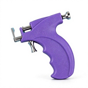 <span class=keywords><strong>Pistolet</strong></span> de perçage d'oreille en acier inoxydable 304 réutilisable de haute précision pour la perçage du lobe d'oreille, cadeau de mariage ou de fiançailles - Product Image 1