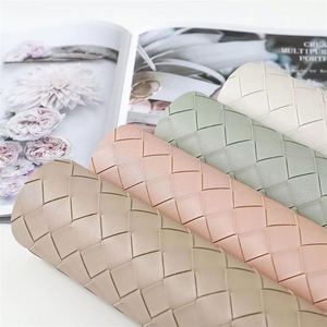 Nouveauté 2023, papier d'emballage en cuir grainé BV à carreaux, fleurs, 50 cm * 1,4 m/rouleau, pour fleuriste, boutique de fleurs - Product Image 4