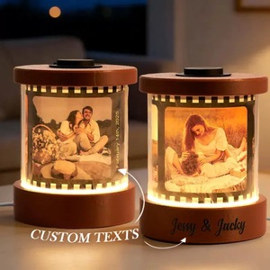 Mini <span class=keywords><strong>Jukebox</strong></span> Personnalisable Créative avec Lumières LED pour Socles en Acrylique, Socle en Bois Rechargeable par USB, Cadeaux Personnalisés - Product Image 4
