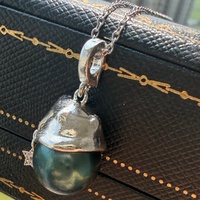 Collier en cuivre plaqué or avec pendentif en perles d'eau douce de qualité supérieure, vert paon teinté, 11-13 mm, pour femmes, bijoux de mariage classiques
