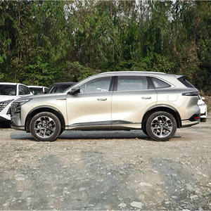รถยนต์หรูทันสมัยรุ่นใหม่ Changan CS75 Plus ขนาดกลางสำหรับการขับขี่ในเมือง พร้อมการตกแต่งภายในระดับพรีเมียมสำหรับการส่งออกตลาดต่างประเทศ - Product Image 6