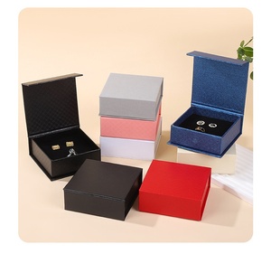 Scatola Regalo per <span class=keywords><strong>Orologi</strong></span> in Carta Rigida Beige con Coperchio Apribile, Personalizzabile con LOGO, Adatta per Set di <span class=keywords><strong>Orologi</strong></span> e Bracciali e Confezioni di Gioielli - Product Image 4