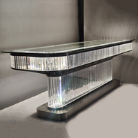 Décoration de salon haut de gamme, table à manger contemporaine en cristal LED avec base polie pour villa et espaces commerciaux