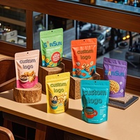 Pochettes debout jetables imprimées avec logo personnalisé Emballage de croustilles de qualité alimentaire joint givré en aluminium PET auto-scellant
