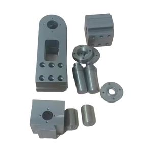 خدمات تصنيع قطع الألمنيوم والفولاذ المقاوم للصدأ المخصصة باستخدام تقنية CNC للخراطة والتفريز والحفر - Product Image 4