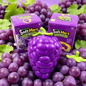 Juguetes Blandos de Frutas de 15 cm en Stock: Fresas, Uvas, Melocotones, Cerezas, Cubitos de Hielo, Taba, Medusas y Otros Juguetes Blandos - Product Image 5