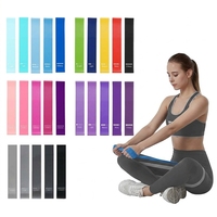 Bandes élastiques portables avec 5 niveaux de résistance codés par couleur pour le yoga, le Pilates, les étirements et l'entraînement à domicile ou en voyage