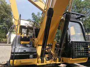 Utilisé pour la machine de creusement de chenille d'excavatrice hydraulique 325CL Japon fait avec la pompe de moteur de moteur - Product Image 3