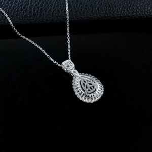 925 Silver Cultivated Emerald <b>Necklace</b> Lab-Created Luxury Jewelry High-End Elegant Classic Style Banquet and Ceremony H - Product Image 4