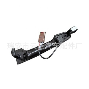 Manija Exterior de Puerta de Coche Cadillac con Sensor, Nueva, de Plástico, Número de Pieza 13592156, para Reemplazo o Reparación - Product Image 1
