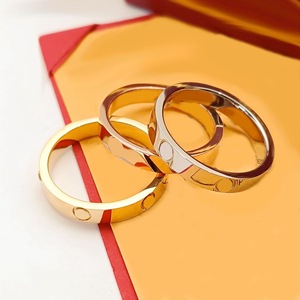 2025 Offre Spéciale plaqué <span class=keywords><strong>or</strong></span> mariage Couple anneaux CZ cristal amant bijoux en acier inoxydable <span class=keywords><strong>18</strong></span> K plaqué <span class=keywords><strong>or</strong></span> Couple anneaux de mariage - Product Image 3
