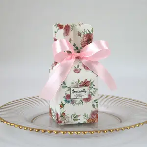 Boîtes en papier pour cadeaux de mariage, emballage de bonbons, design de fleurs, boîtes à bonbons