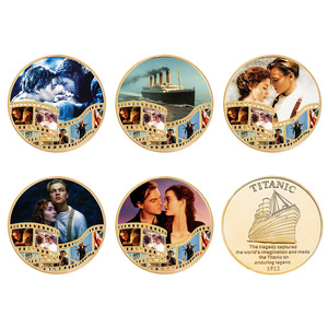 5 Películas Americanas: Monedas <span class=keywords><strong>de</strong></span> Oro <span class=keywords><strong>de</strong></span> Titanic. Monedas Conmemorativas <span class=keywords><strong>de</strong></span> Personajes <span class=keywords><strong>de</strong></span> Películas. Perfecto para coleccionar o regalar. - Product Image 1