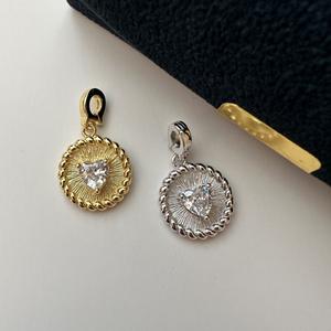 Colgante de Plata de Ley S925 con Forma de Corazón y Circonita, Estilo Vintage, Texturizado, Dulce, Moderno, Ligero, Joyería de Moda, Colgantes y Dijes - Product Image 5