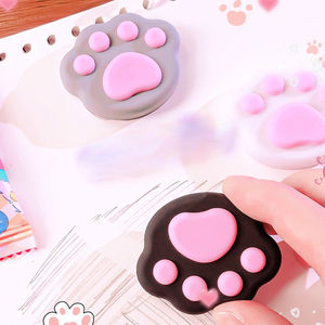 Borrador de Goma con Forma de Garra de Gato de Dibujos Animados, Mini Borrador Kawaii para Oficina - Product Image 1