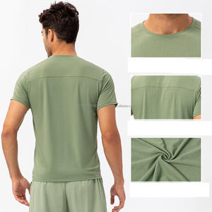 Camiseta deportiva transpirable de secado rápido para hombre, Camiseta deportiva informal de manga corta para gimnasio, colección de primavera y verano - Product Image 2