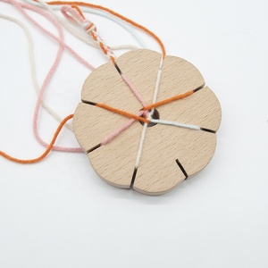 Tablero de diseño de joyería para tejer pulseras y joyas con discos de <span class=keywords><strong>kumihimo</strong></span>, cuerda trenzada y nudos. - Product Image 1