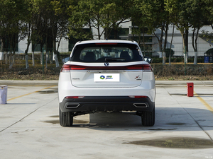 Modèle <span class=keywords><strong>2023</strong></span> Changan <span class=keywords><strong>Auchan</strong></span> X7 Automatique Gauche Essence SUV Occasion Bon État Toit Ouvrant Panoramique Sièges en Cuir Chine Vente Chaude - Product Image 6