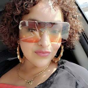 Lunettes de soleil carrées vintage surdimensionnées à verres uniques UV400 pour femme – Meilleures ventes - Product Image 2