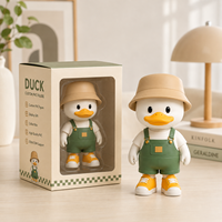 Figurine Mascotte Personnalisée en PVC Imprimée Directement de l'Usine, Figurine d'Animal Mignonne en Salopette Verte, Fournisseur de Jouets Décoratifs