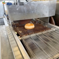 Machine d'enrobage au chocolat entièrement automatique, machine d'enrobage au chocolat commerciale pour la production de biscuits, beignets et fruits enrobés
