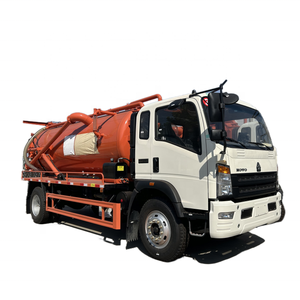 Fabriqué en Chine howo camion aspirateur d'égout à 6 roues 10000L pour fosses septiques 4*2 camion à jet d'égout de <span class=keywords><strong>10000</strong></span> <span class=keywords><strong>litres</strong></span> à vendre - Product Image 1