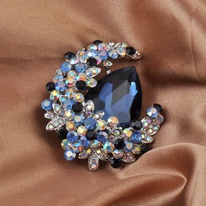 Broche <span class=keywords><strong>demi</strong></span>-<span class=keywords><strong>lune</strong></span> en cristal élégante, accessoire automne-hiver pour pull homme, épinglette polyvalente - Product Image 2