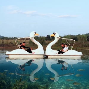 Équipement <span class=keywords><strong>de</strong></span> parc d'attractions : Bateau cygne à pédales 2 places, 4 places, Bateau à pédales cygne/canard d'<span class=keywords><strong>occasion</strong></span>, Bateau-<span class=keywords><strong>vélo</strong></span> cygne en fibre <span class=keywords><strong>de</strong></span> verre - Product Image 1