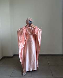 Oem مخصص منخفض موك ريشة صفعة وردي قفطان صلاة رداء للأعياد رمضان إسلامية فاخرة للنساء فستان عبايات دبي للنساء - Product Image 4