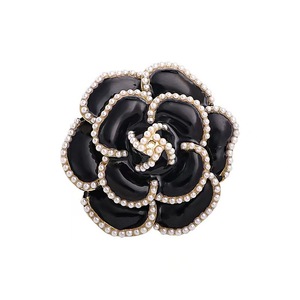 Broches de <span class=keywords><strong>luxe</strong></span> pour femmes, style vintage, avec perles haut de gamme, camélia et rose, finition émail blanc, pour costume et pull - Product Image 2