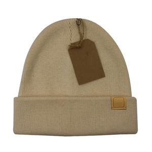 DYMF Bonnets brodés avec logo personnalisé Bonnets en coton <span class=keywords><strong>de</strong></span> bonne qualité avec <span class=keywords><strong>corniche</strong></span> Essentials pour <span class=keywords><strong>la</strong></span> scène <span class=keywords><strong>de</strong></span> <span class=keywords><strong>plage</strong></span> Vente en gros - Product Image 5