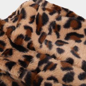 Nouveau Chapeau Bob Léopard Hiver 2024 avec Cache-Oreilles pour Femme – Chaud et Tendance, en Peluche, Idéal pour l'Extérieur - Product Image 5