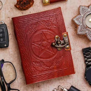 Diario de Cuero con Pentagrama en Relieve, Cuaderno Hecho a Mano con Borde Decorativo, Diario de Cuero Vintage - Product Image 2