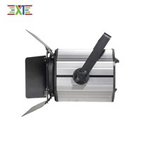 Projecteur LED Zoom Contour 200W, alliant lumière blanche froide et blanche chaude, éclairage de scène professionnel pour théâtre