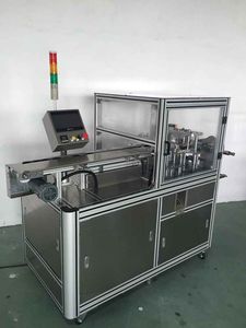 Machine d'emballage automatique de blocs de toilette avec système de plumeur et contrôle facile à utiliser - Product Image 4