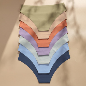 Ropa interior sin costuras de seda de hielo <span class=keywords><strong>explosiva</strong></span>, entrepierna de algodón para mujer, transpirable, Sexy, Simple, deportes, Yoga, <span class=keywords><strong>chica</strong></span>, triángulo, cintura baja - Product Image 1
