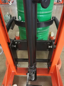 NIULI Factory Direct Customized 350kg Lifter Hand Hydraulic Oil Drum Stacker With <strong>Clamp</strong> Drum <strong>Truck</strong> - Product Image 6
