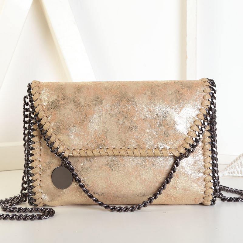 โกลเด้น