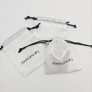 Sac de rangement cosmétique en coton biodégradable avec logo personnalisé, sac cadeau en satin, sac anti-poussière, sac de luxe écologique, petite pochette - Product Image 1
