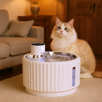 Fontaine à eau automatique moderne et portable pour chat, écologique, avec capteur de mouvement, plateau en acier inoxydable, pompe silencieuse, fonctionne sur piles