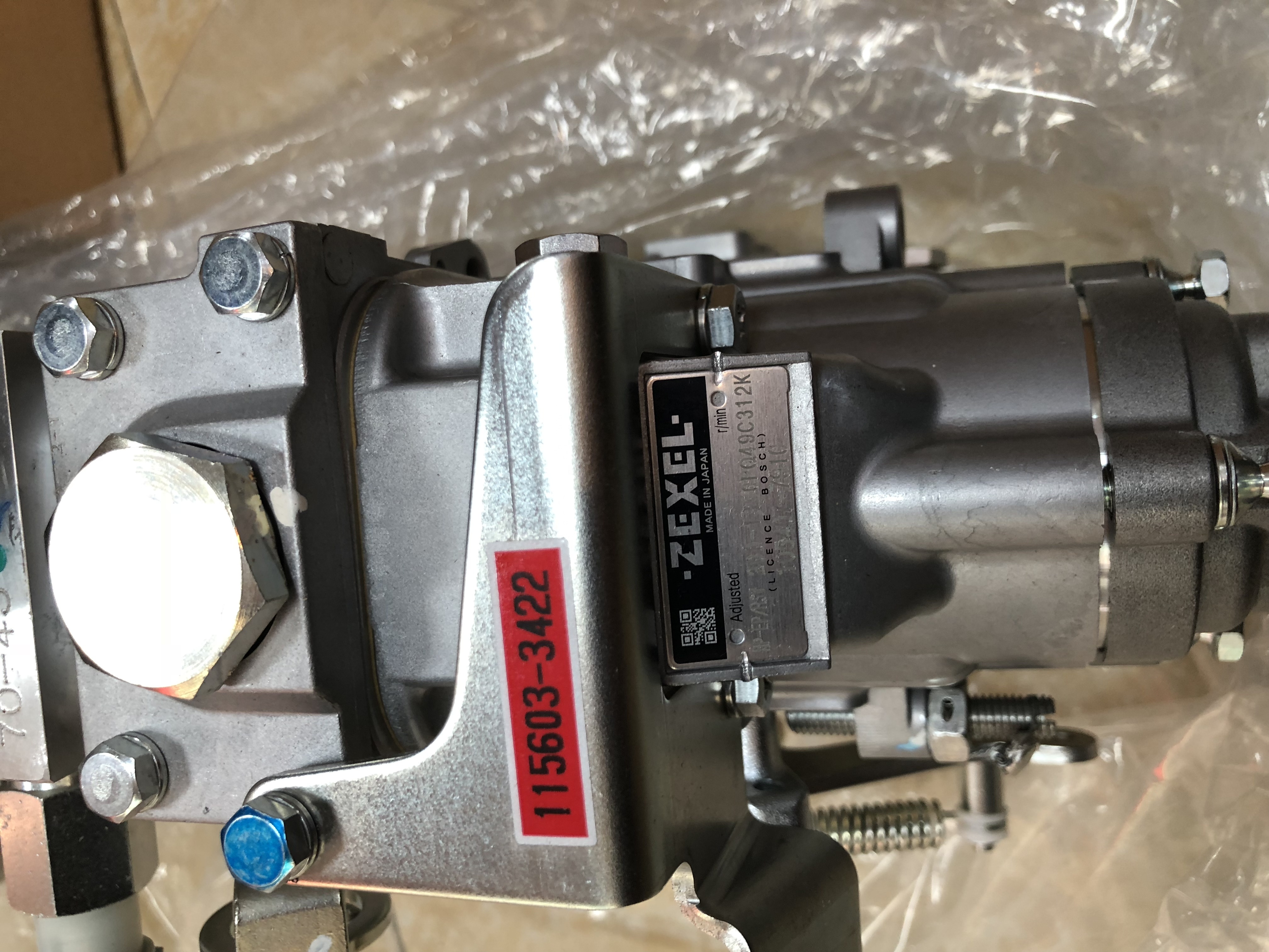 ym… 6WG1 Engine ZX800 ZX450 ZX670 Use 1-15603342-2 Pump Assy