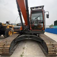 Excavatrice sur chenilles d'occasion Doosan DX225LCA 22 tonnes, modèle 2018, avec pompe moteur et roulement testés et inspectés – Vente de matériel de construction