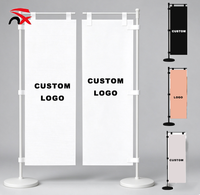 Drapeau de table miniature en gros, bannière de bureau avec base en plastique, bannière publicitaire pour restaurant, bar, magasin avec impression de logo