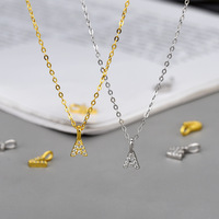 Collier pendentif lettre en argent S925, bijoux personnalisés avec nom pour femme, mini-breloques alphabet, vente en gros, sourcing B2B
