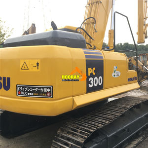 Excavatrice KOMATSU PC300-7 d'occasion, 31 tonnes, engin sur chenilles, excellent état, avec moteur, pompe et engrenage d'origine. - Product Image 3