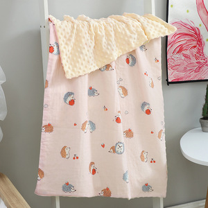 Couverture en coton biologique pour bébés et tout-petits - Jeté en mousseline à motif en polaire à pois, écologique, style européen, boîte cadeau - Product Image 3