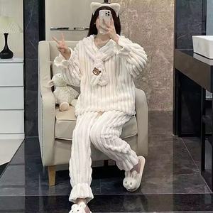 Pijamas de mujer superventas 2023, venta al por mayor, ropa de dormir de algodón viscosa, térmica negra para la temporada Otoño/Invierno - Product Image 3